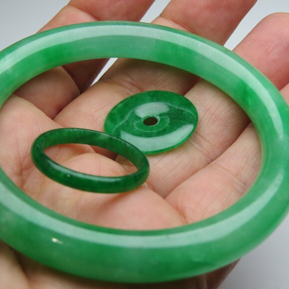 "Natural Jade bangle + FREE Jade Ring & Jade Donut 55mm-57mm" - Picture 2 of 3